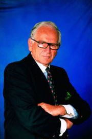 Ƥ pierre cardin